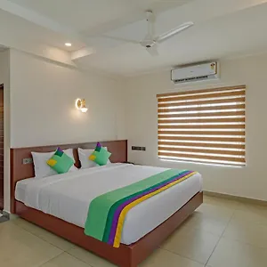 Treebo Amigos Residency Cochin Airport *** Kochi
