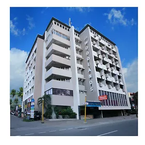 Hotel Woodlands, Kochi